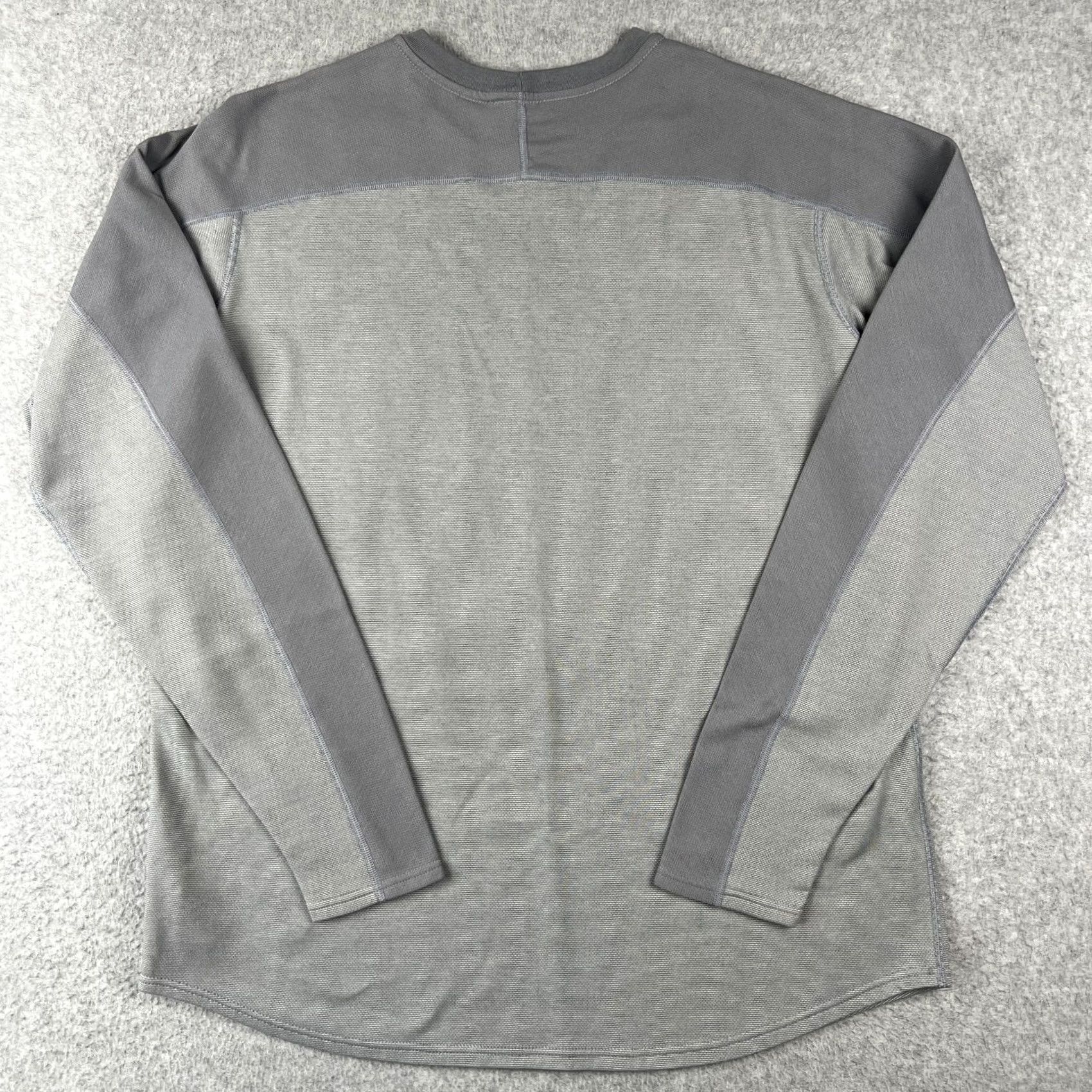 Patagonia Patagonia Capilene 3 Shirt Baselayer Long Sleeve XL Mens Grey Hiking UPF Shirt Mens XL Grey Patagonia Capilene 3 Baselayer Long Sleeve Hiking UPF Size US XL / EU 56 / 4 - 2 Thumbnail