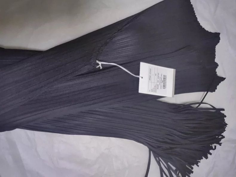 Issey Miyake Issey Miyake size:one size Black tassel sleeveless high-ne Size S / US 4 / IT 40 - 3 Thumbnail