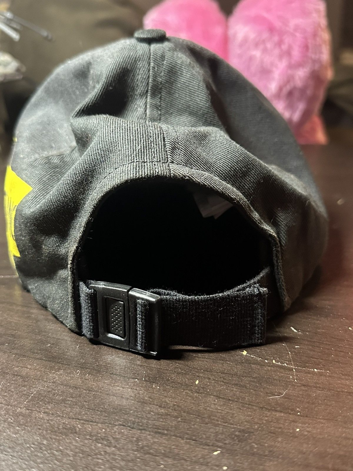 Off-White Off-White Fire Tape Hat Size ONE SIZE - 3 Thumbnail