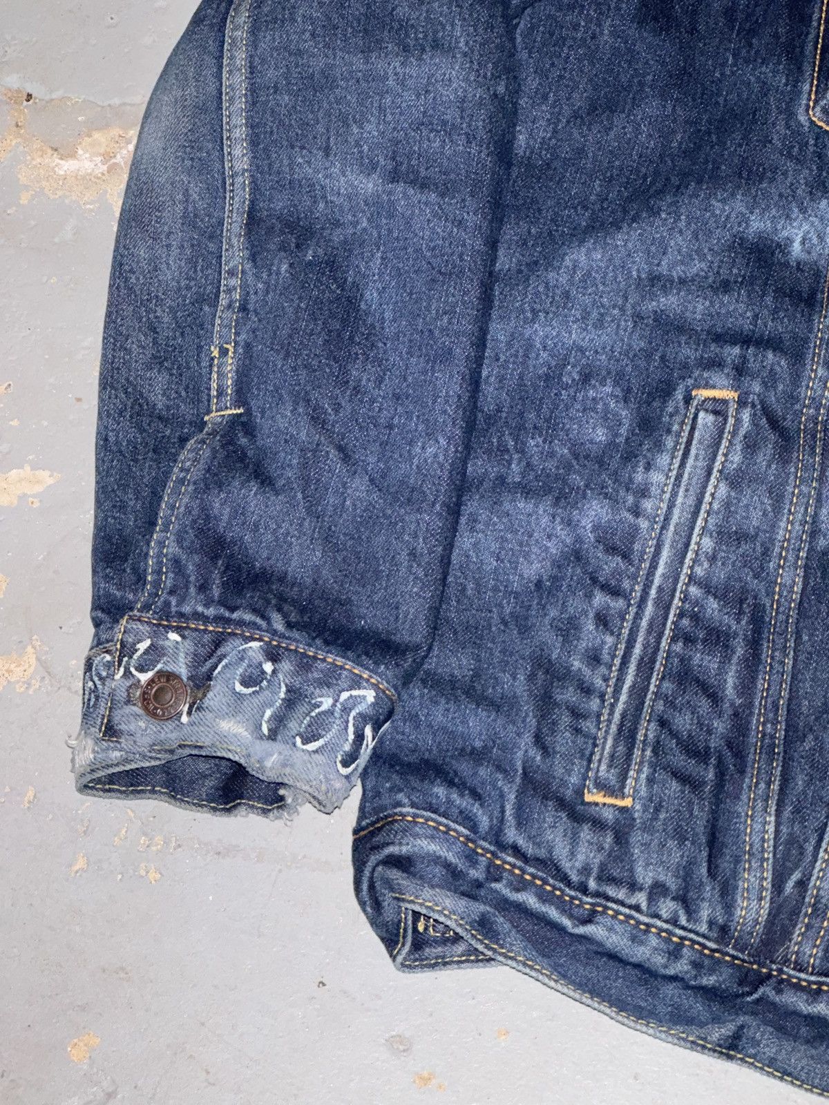 Levi's “Love” China Sherpa by @kendallcustoms Size US XL / EU 56 / 4 - 7 Thumbnail