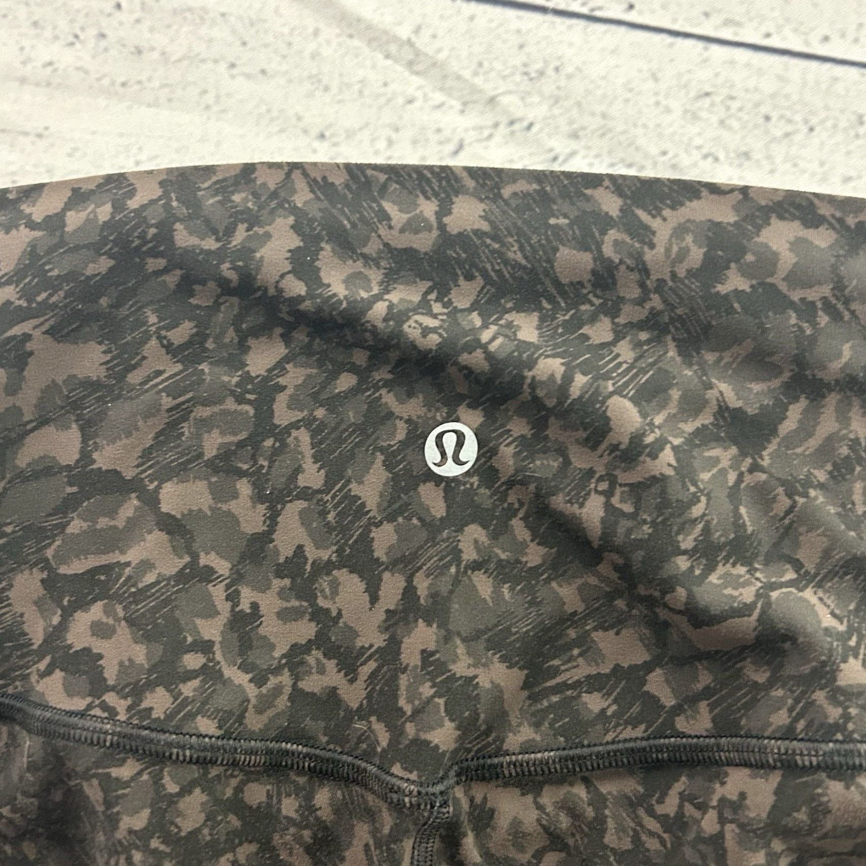 Lululemon Lululemon Align High Rise 28" Animal Print Yoga Leggings Women's 8 Brown Multicolor Anime Girls Mens Womens Size 30" / US 8 / IT 44 - 4 Thumbnail