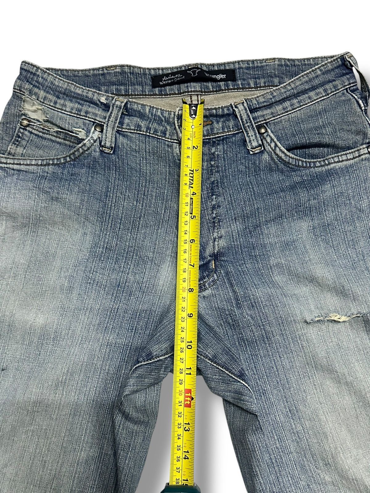 Japanese Brand Wrangler Rare Silver Colour Wideleg Style and Faded Wash Size US 30 / EU 46 - 14 Thumbnail