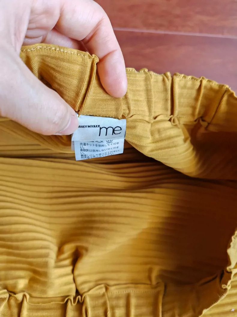 Issey Miyake Issey Miyake size:one size Yellow pleated pants Size 25" / US 0 / IT 36 - 7 Thumbnail