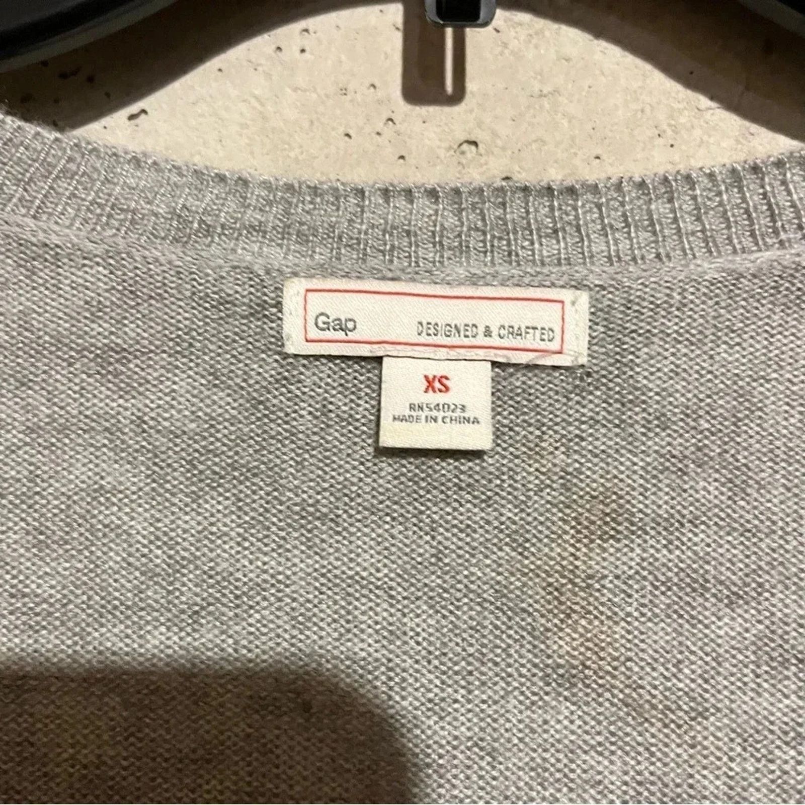 Gap Women’s GAP Lightweight Sweater Striped Deep V-Neck Size XS Size XS / US 0-2 / IT 36-38 - 6 Thumbnail