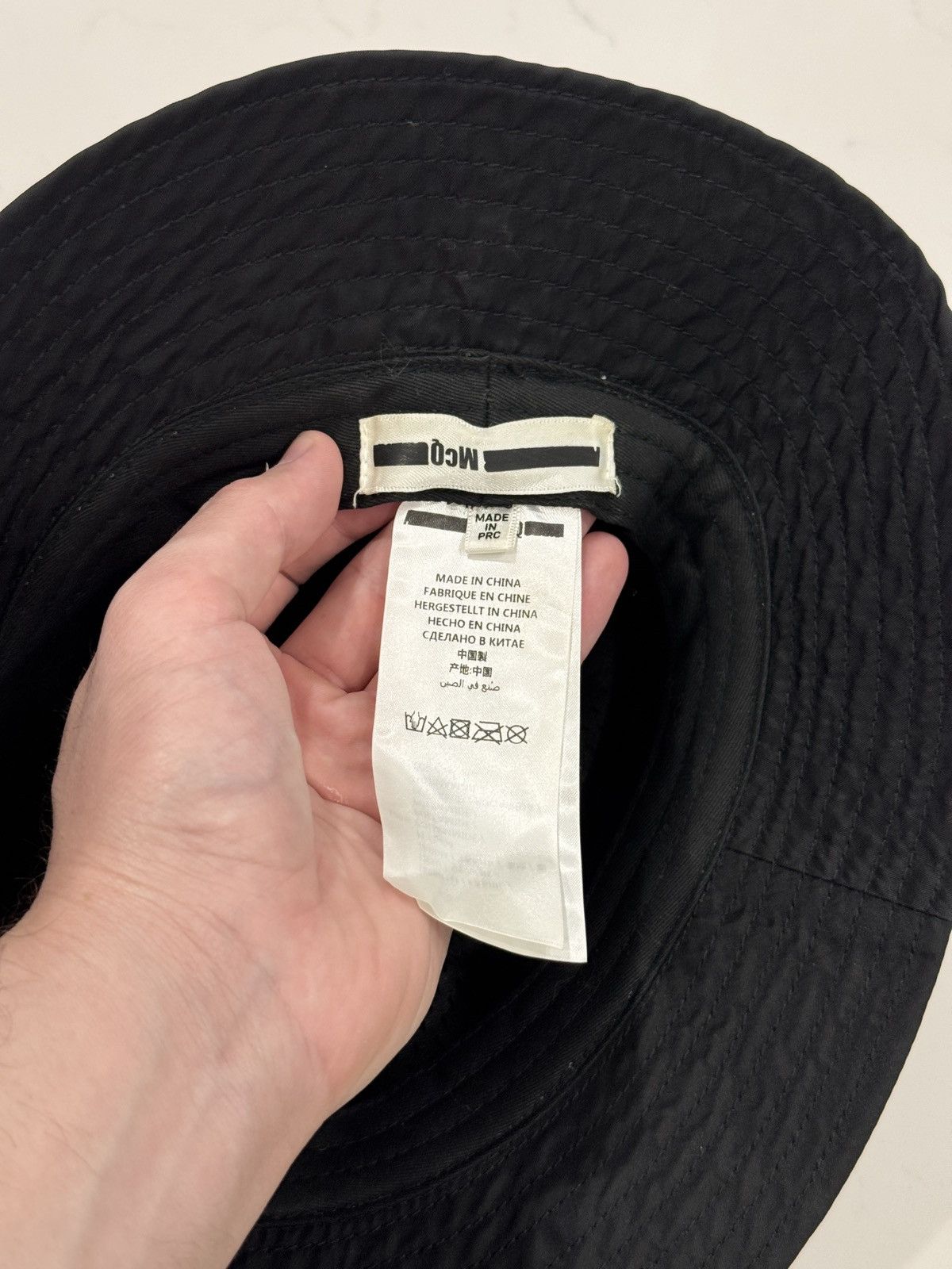 MCQ by Alexander McQueen white bucket hat McQ Alexander McQueen - Printed Shell Bucket Hat - Black McQ  main image 3