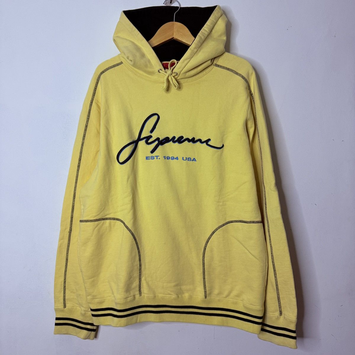 Supreme Supreme Contrast Embroidered hooded sweatshirt Size US XL / EU 56 / 4 - 1 Thumbnail