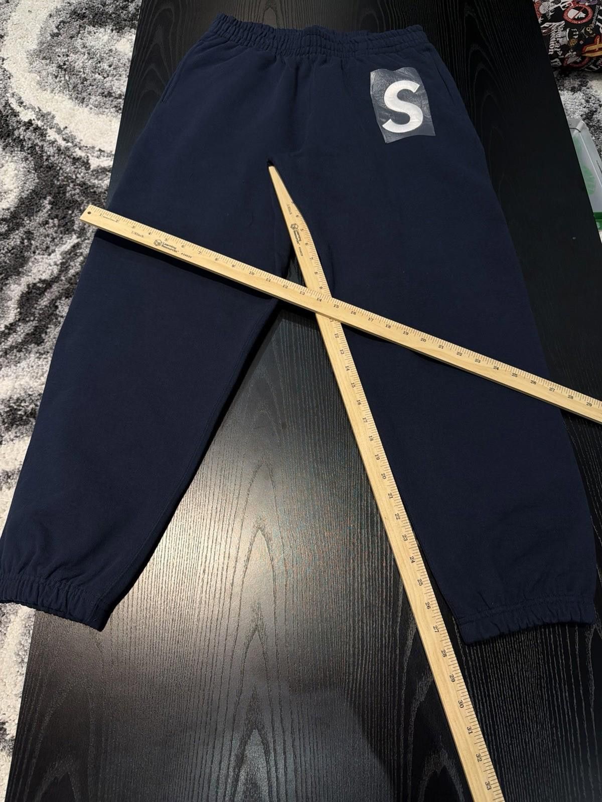 Supreme Supreme S Logo Sweatpants Navy Blue (SS25) Brand New Size M Size US 32 / EU 48 - 8 Thumbnail