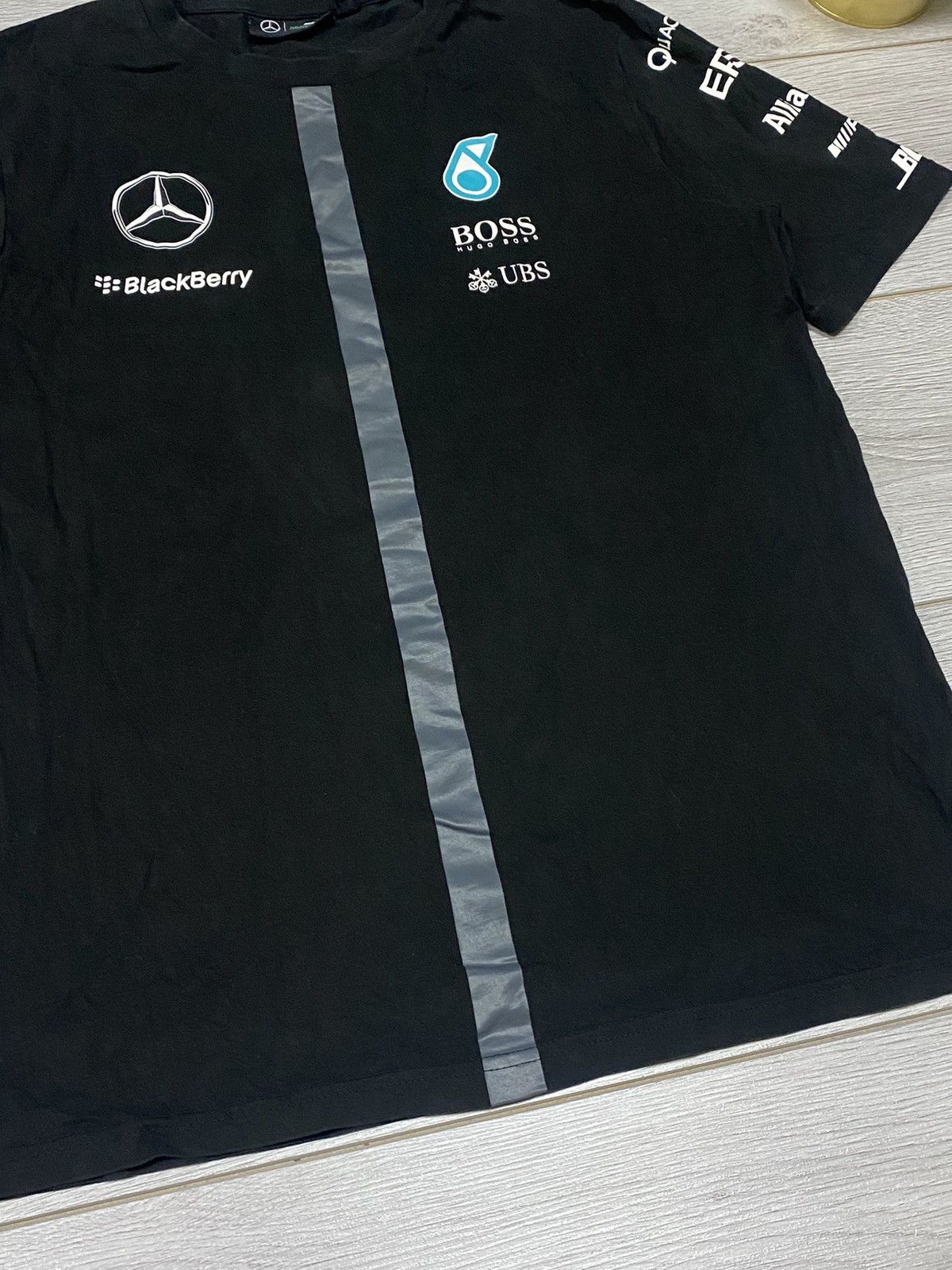 Mercedes-Benz Mercedes Petronas Pirelli t-shirt big logo Size US M / EU 48-50 / 2 - 6 Thumbnail