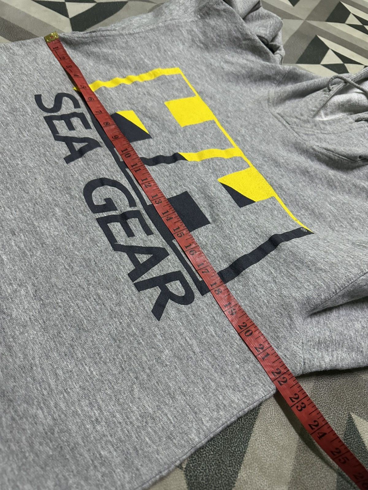 Helly Hansen vintage 1990s Helly Hansen Sea Gear grey hoodie Size US M / EU 48-50 / 2 - 8 Thumbnail