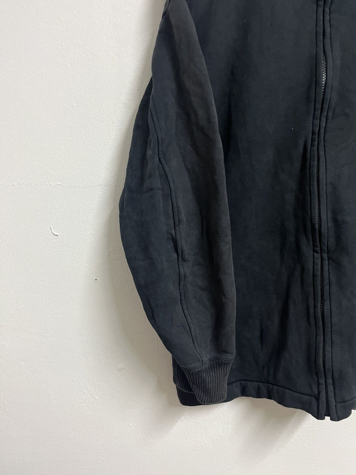 Japanese Brand 💥Vintage 90s UNIQLO Faded Black Zipper Size US L / EU 52-54 / 3 - 5 Thumbnail