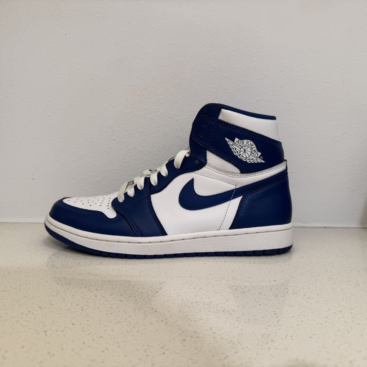 Jordan Brand Air Jordan 1 ‘Storm Blue’ (2016) Size US 8.5 / EU 41-42 - 5 Thumbnail