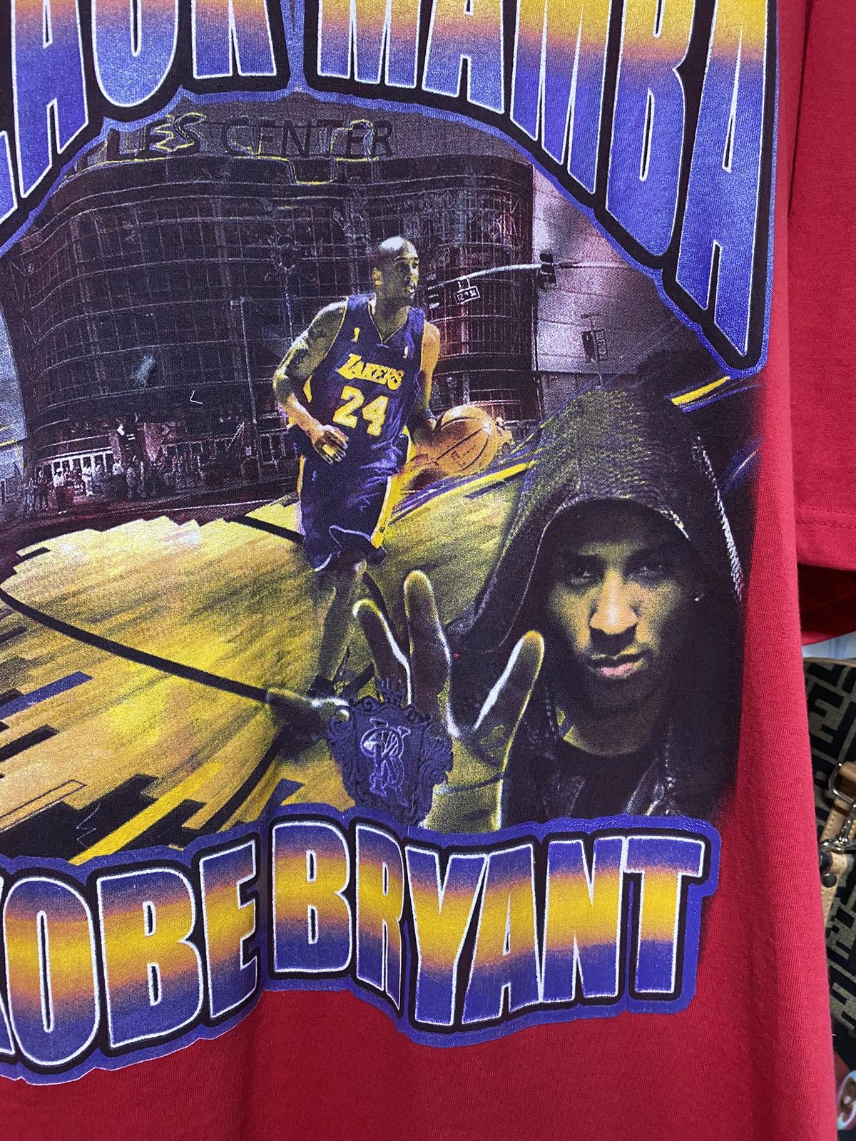 Vintage Vintage Kobe Bryant Black Mamba LeBron T-Shirt Adult 2XL Size US XXL / EU 58 / 5 - 7 Thumbnail