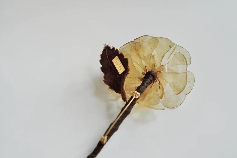 Kenzo KENZO Amber translucent flower brooch Size ONE SIZE - 7 Thumbnail