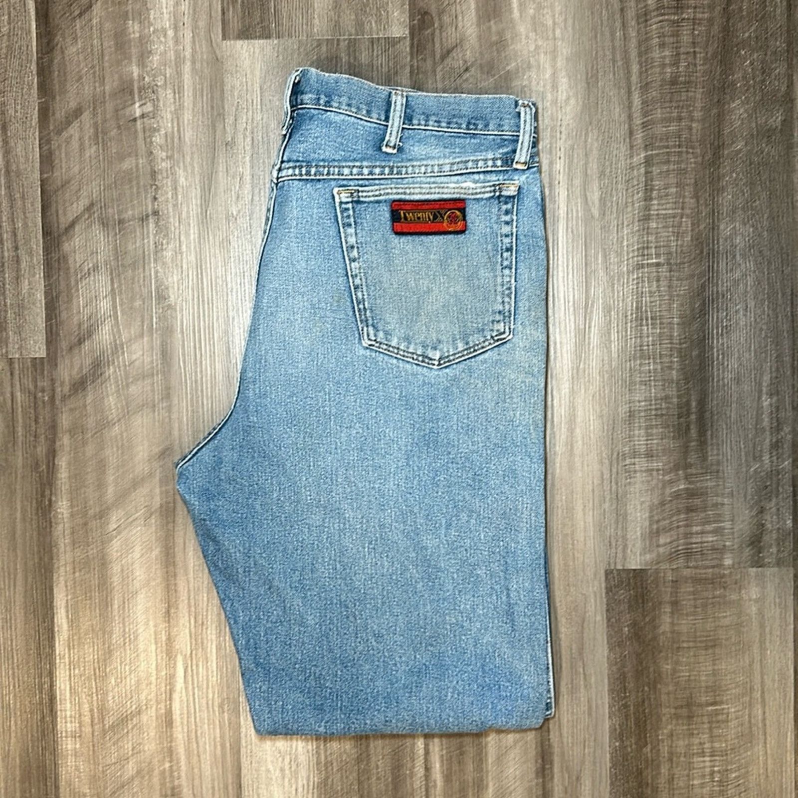 Wrangler Wrangler 20X Style 22 Original Fit Painters Work - 38x34 Size US 38 / EU 54 - 1 Thumbnail