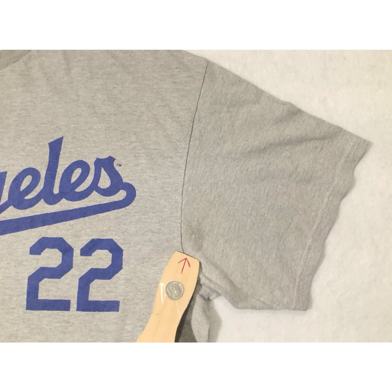 MLB LA Dodgers Kershaw 22 T Shirt Size Large Mens Gray MLB Short Sleeve Size US L / EU 52-54 / 3 - 6 Thumbnail