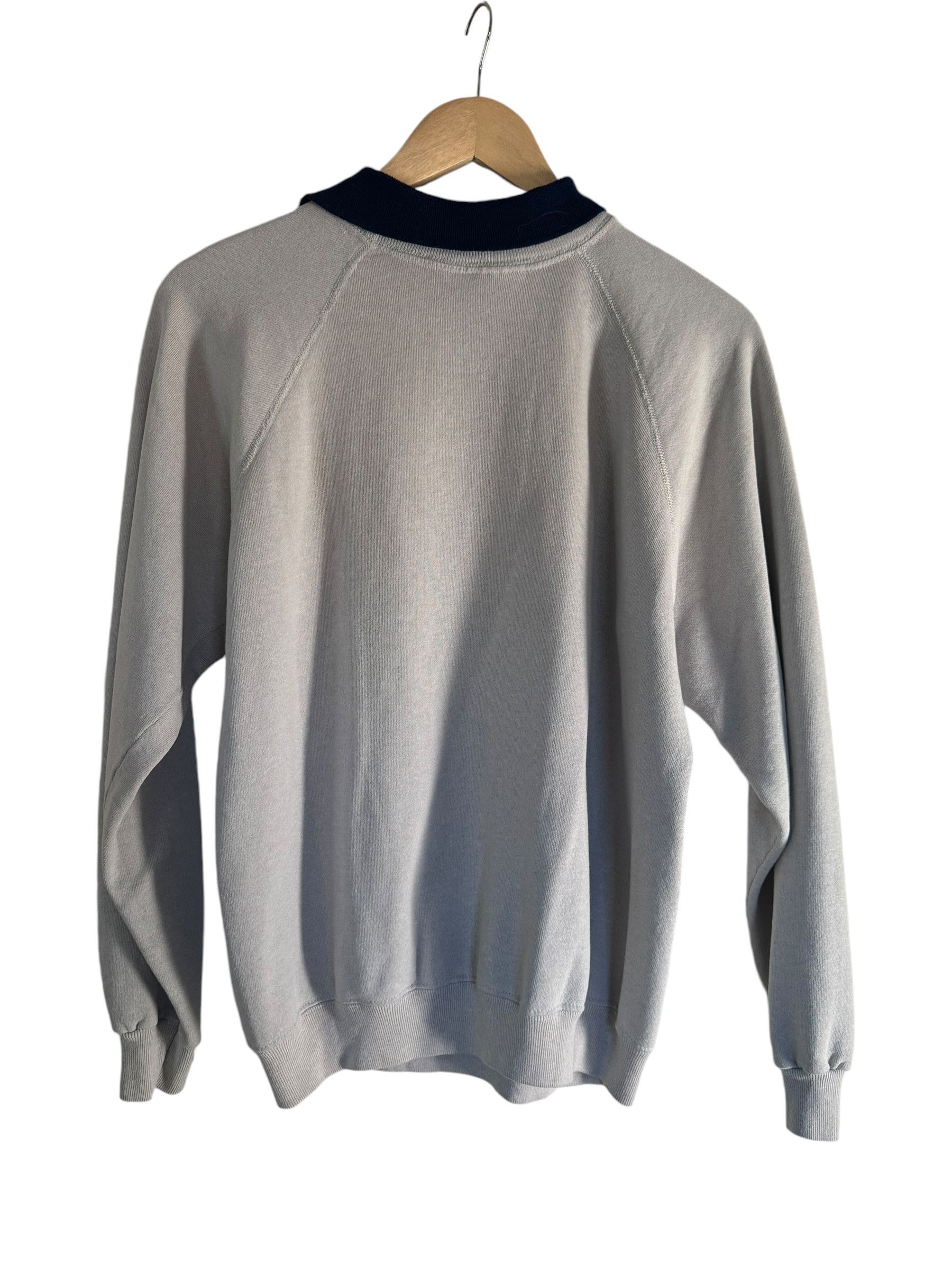 Hanes × Vintage Vintage 1980s Woman's Face Art Collared Crewneck Sweater Size L / US 10 / IT 46 - 2 Thumbnail