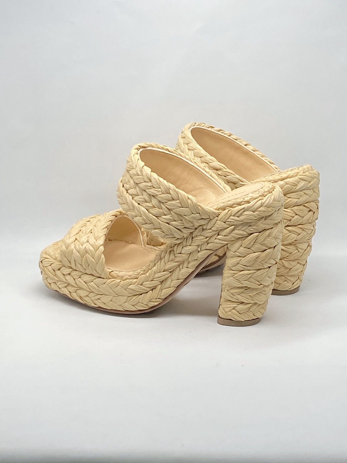 Bottega Veneta Bottega Veneta Trinity Weave Raffia Platform Sandals size 38 Size US 8 / IT 38 - 11 Thumbnail
