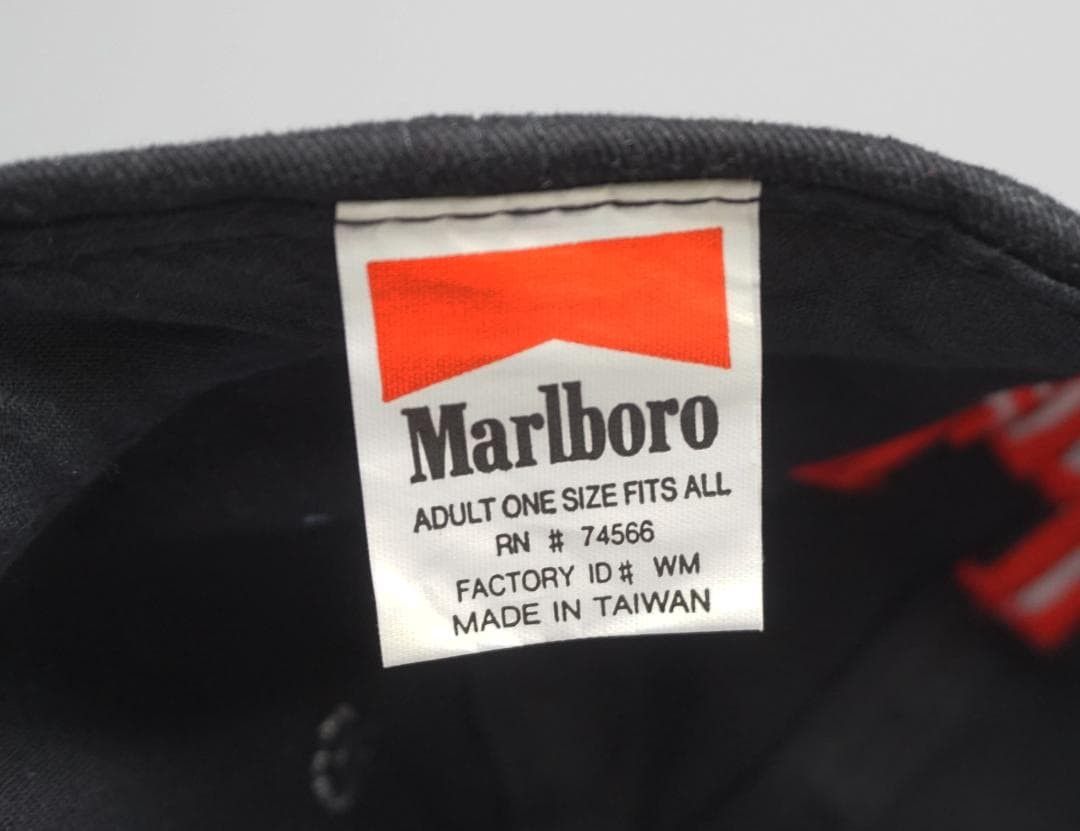 Anime 90's Marlboro LIZARD ROCK キャップ ビンテージ Size US L / EU 52-54 / 3 - 7 Thumbnail