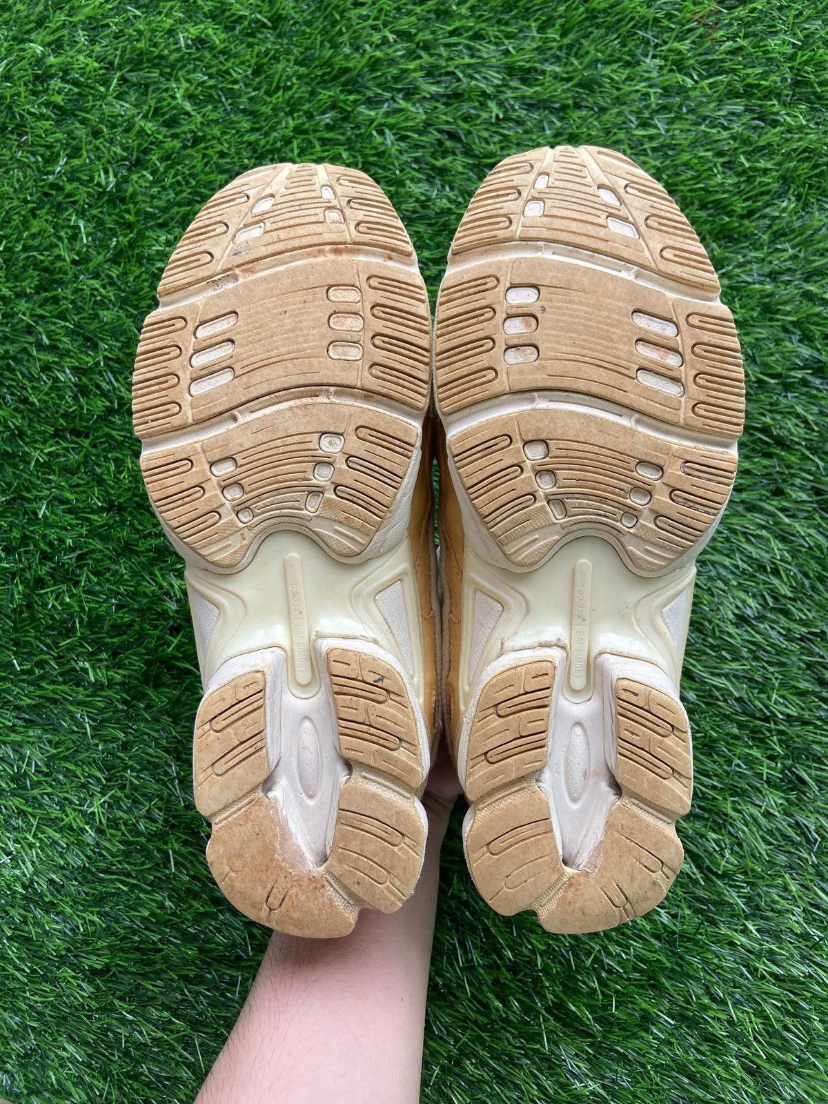 Adidas × Raf Simons Adidas Raf Simons Ozweego Bunny Cream 2017 Size US 8.5 / EU 41-42 - 10 Thumbnail