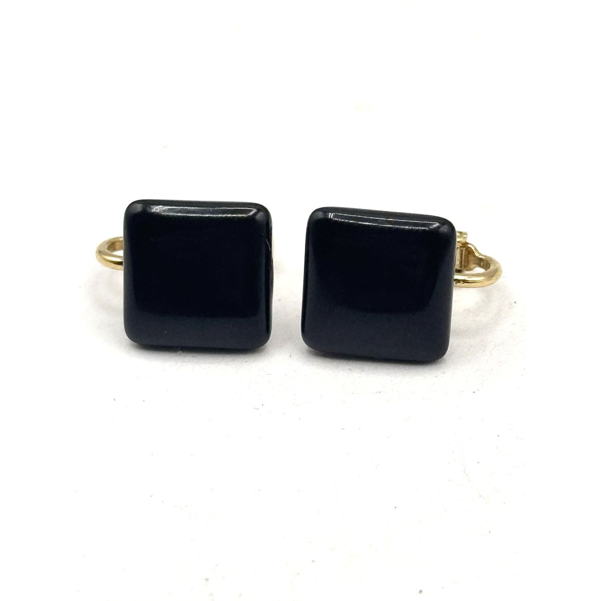 Vintage Crown Trifari vintage black square stud clip on earrings Size ONE SIZE - 2 Thumbnail