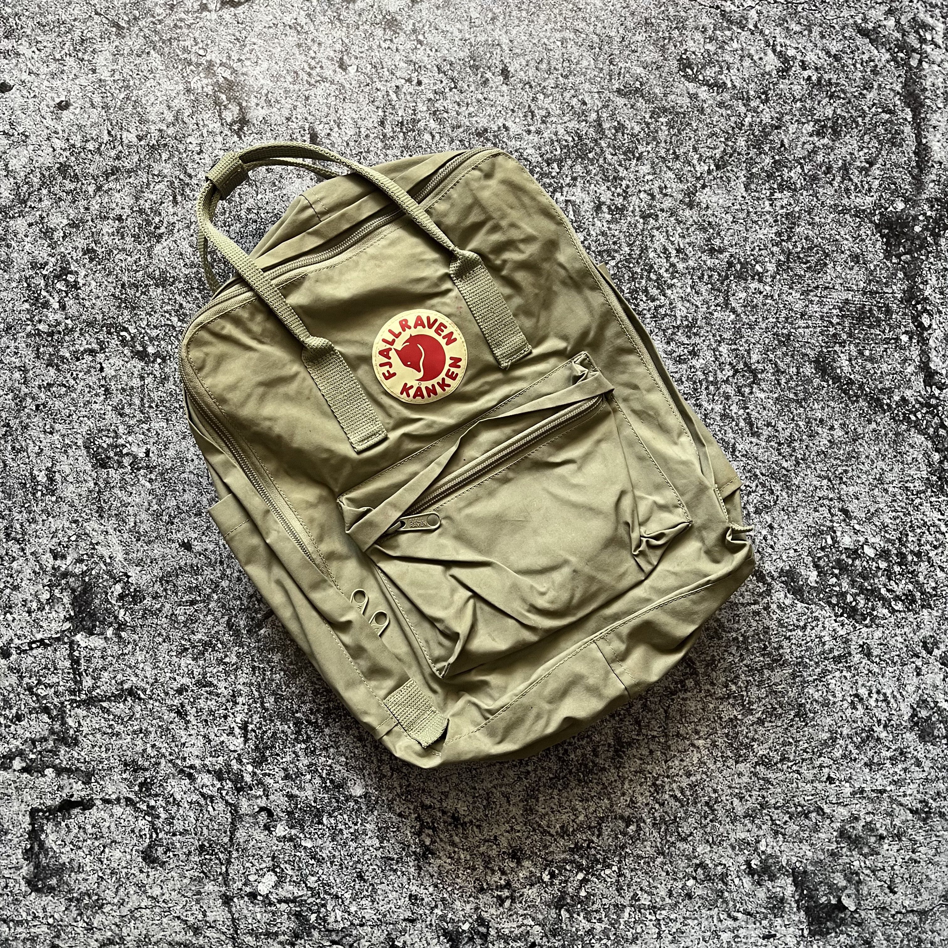 Fjallraven Lot of 5 🎒Fjallraven Kanken Backpack Bag Size ONE SIZE - 6 Thumbnail