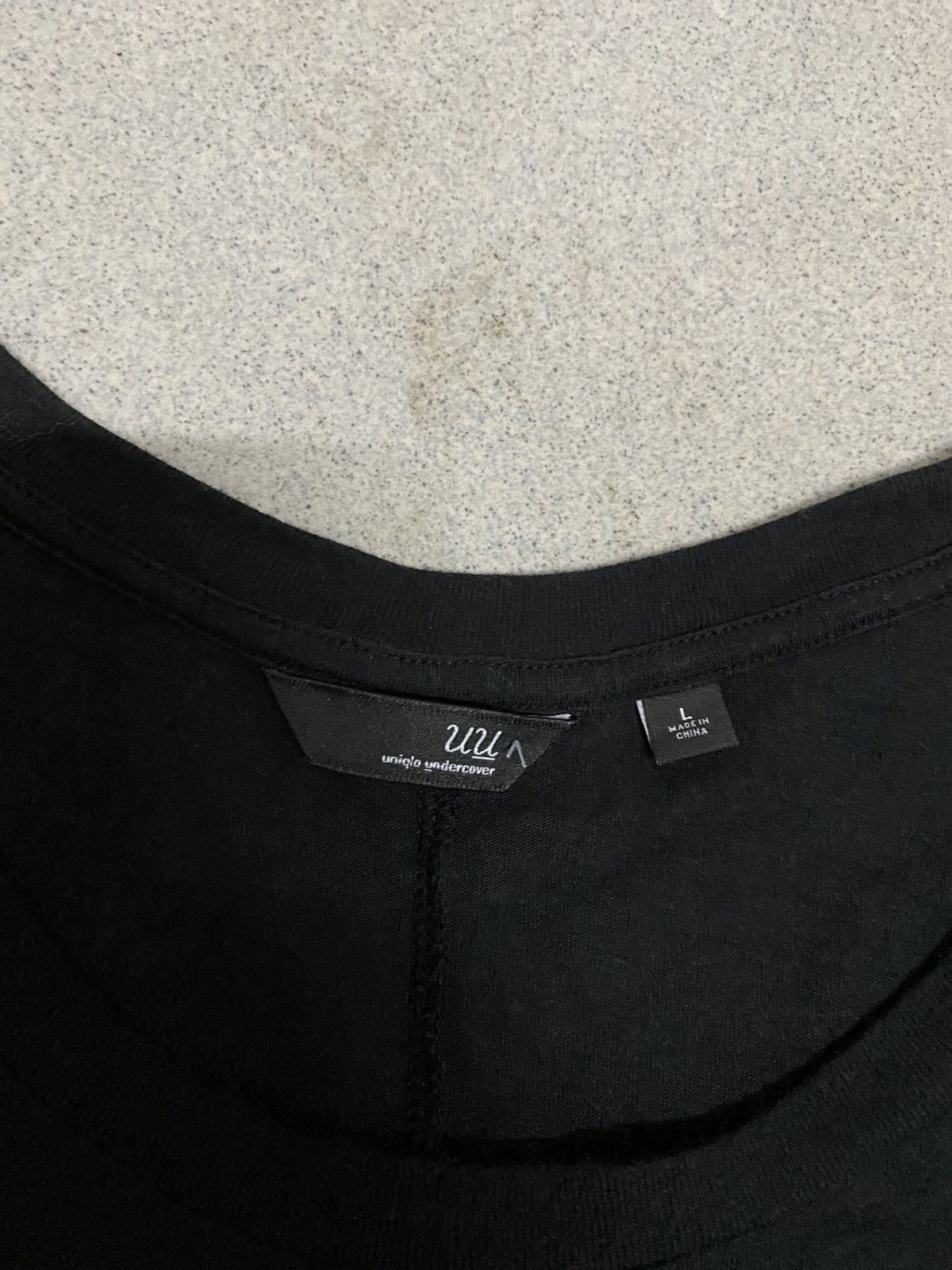 Undercover Undercover Uniqlo UU Black Tee Size US L / EU 52-54 / 3 - 3 Thumbnail