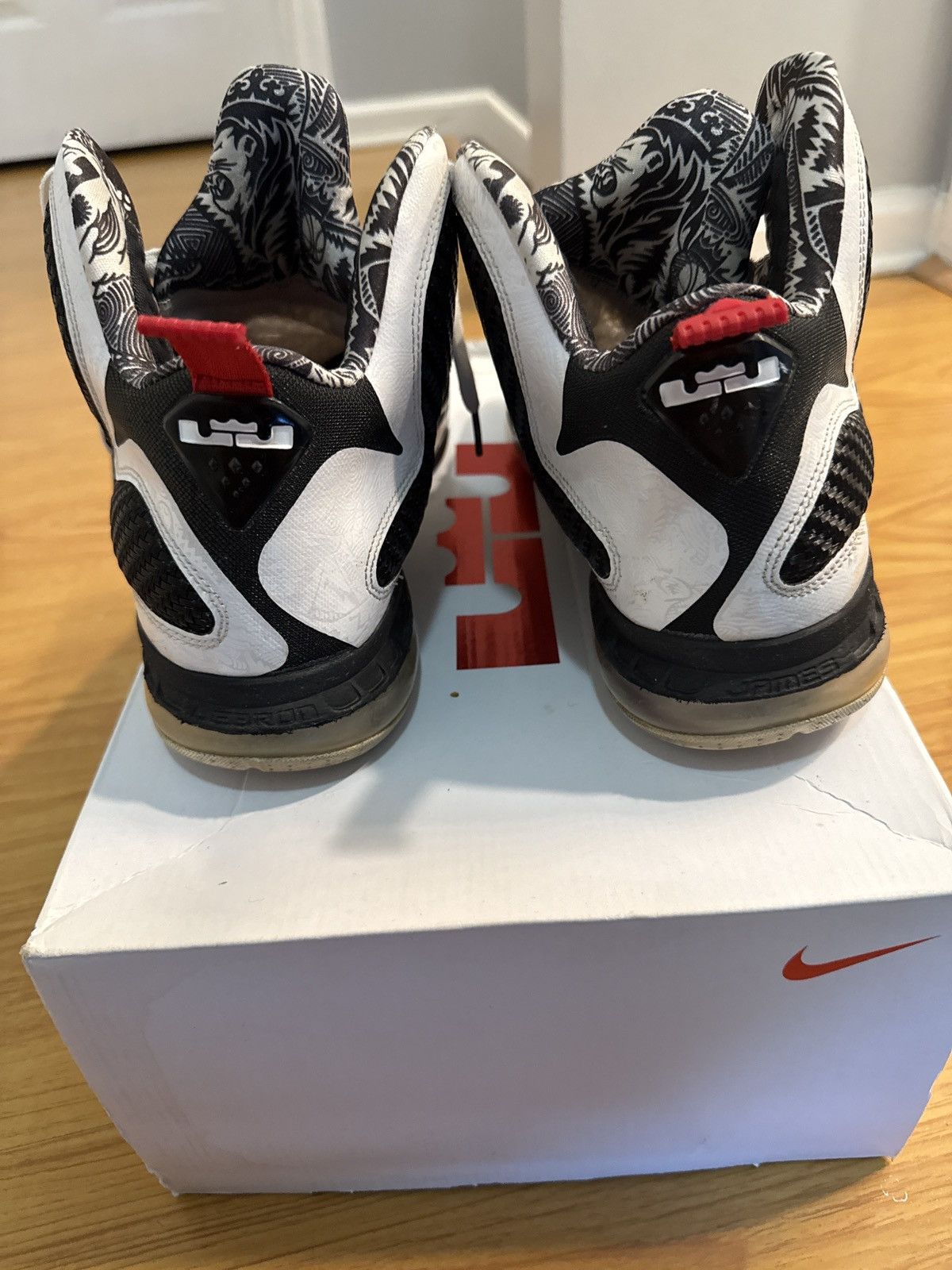 Nike Lebron 9 “Freegum” Size US 10 / EU 43 - 5 Thumbnail
