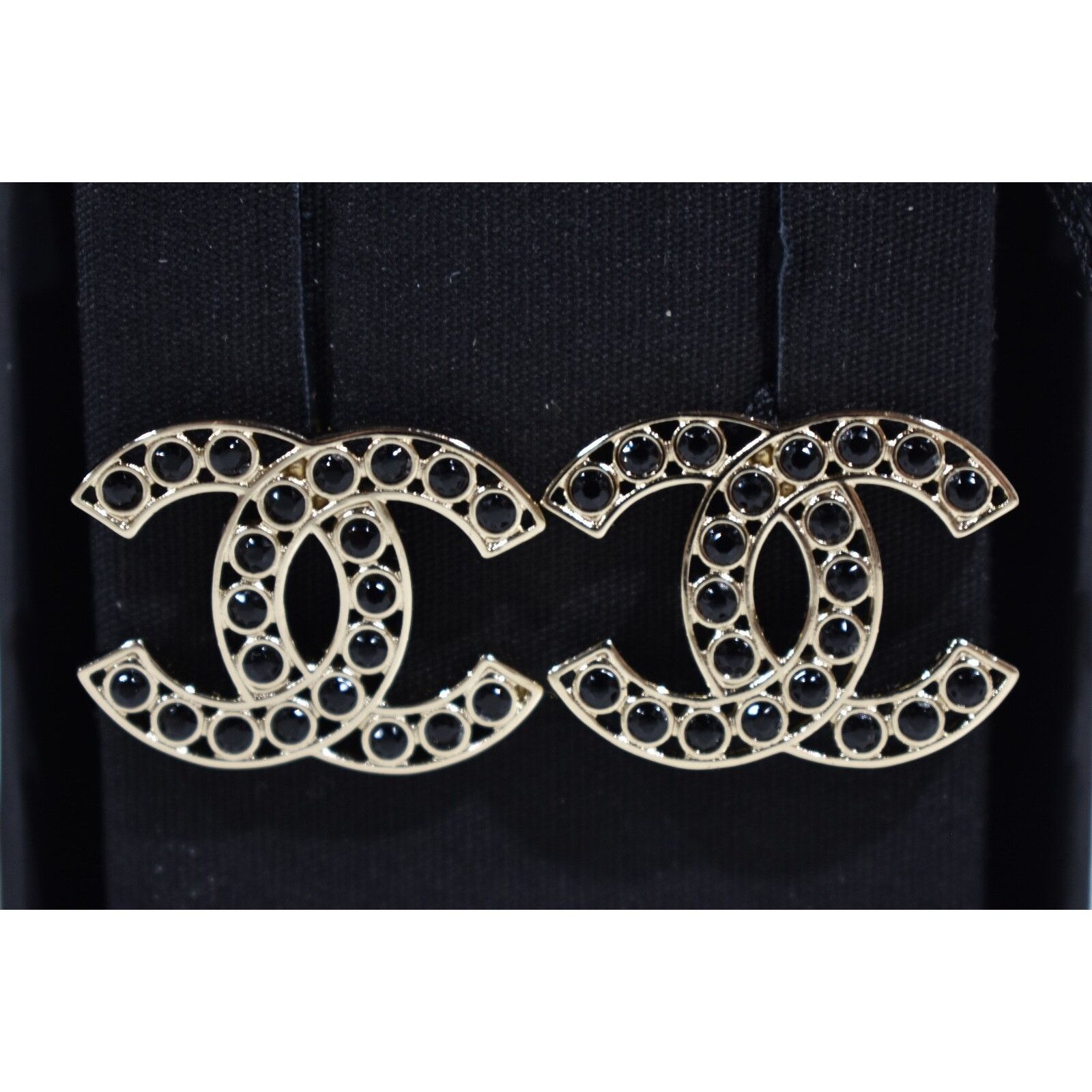 Chanel Chanel Gold Black Interlocking Drop Statement Stud Earrings Size ONE SIZE - 1 Thumbnail