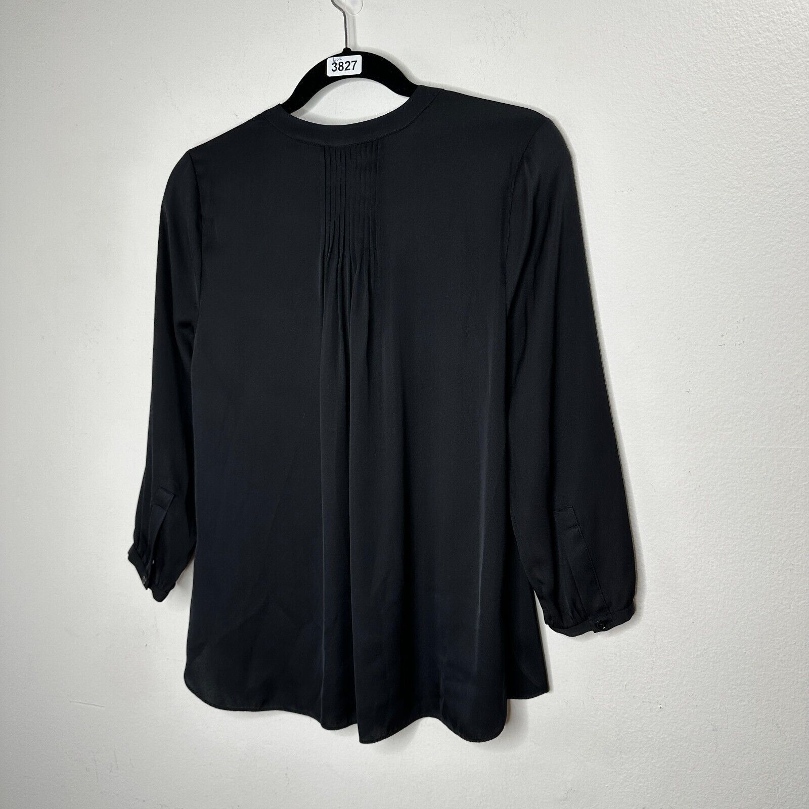 Quince Quince Washable Silk VNeck Button 3/4 Sleeve Pleated Back XS Size XS / US 0-2 / IT 36-38 - 10 Thumbnail