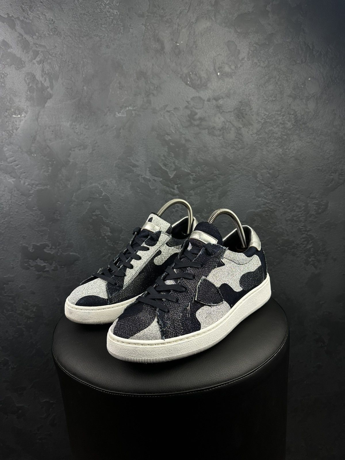 Philippe Model Philippe Model Paris Unisex Sneaker Size US 8 / EU 41 - 1 Thumbnail