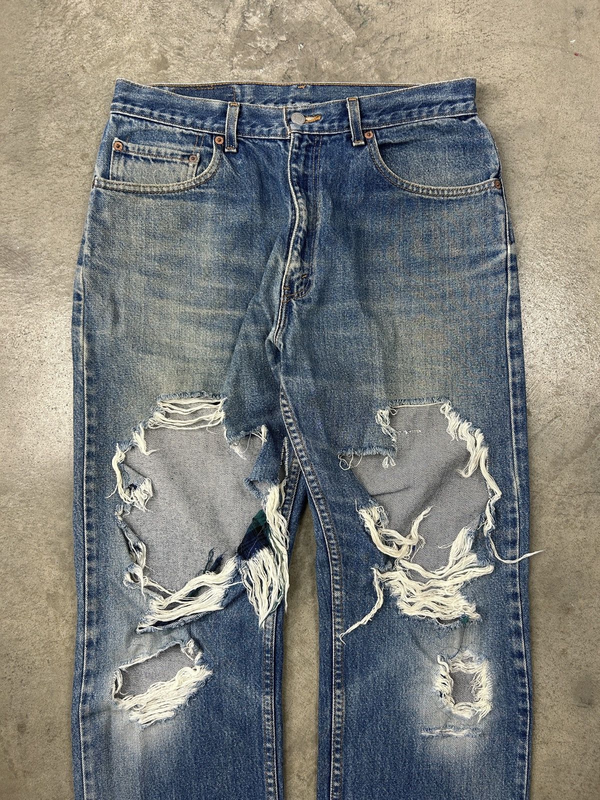 Levi's × Levi's Vintage Clothing × Vintage 1990s Levi’s 505 - Thrashed Kurt Cobain Size US 32 / EU 48 - 3 Thumbnail