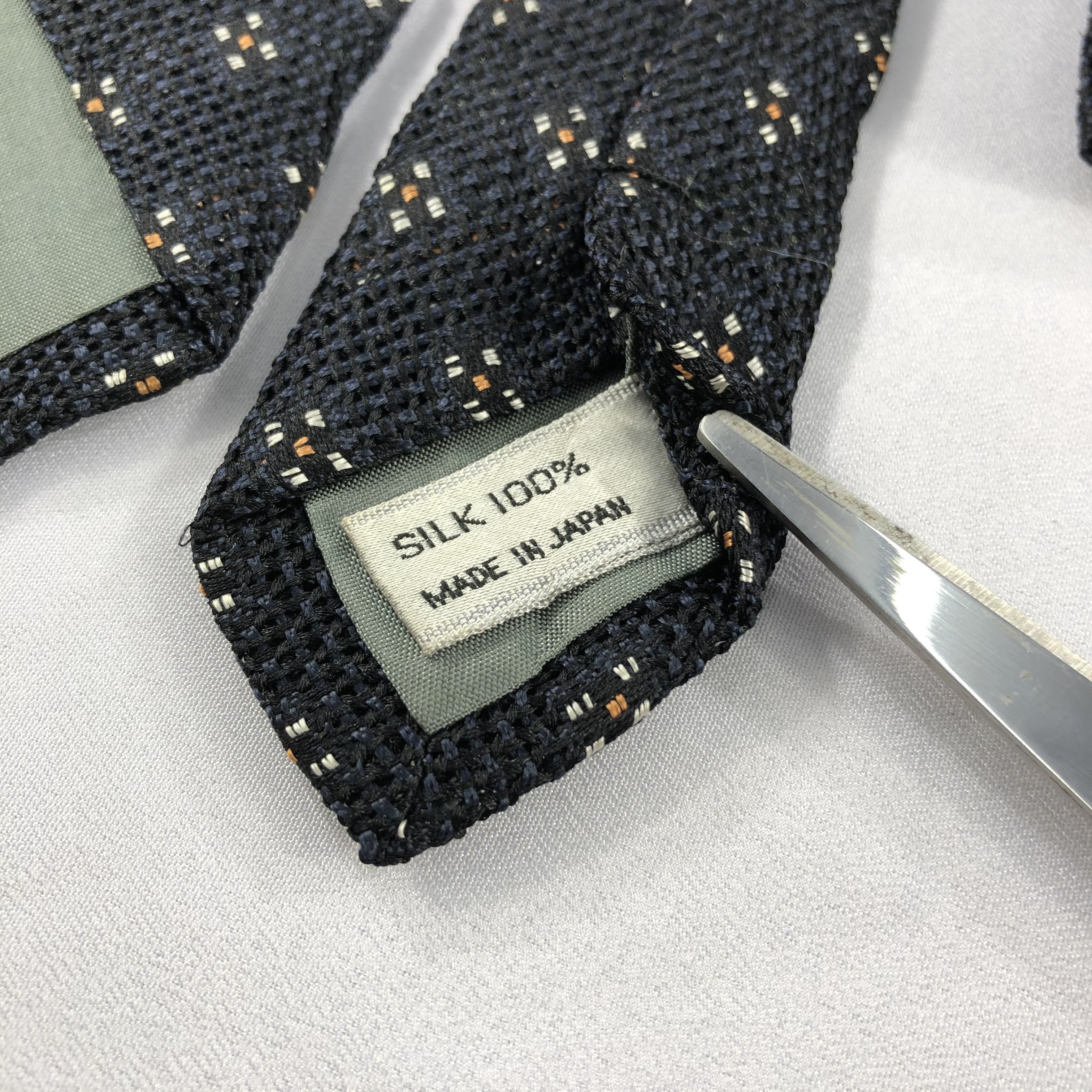 Vintage Tous Les Calecons Homme Silk Neck Tie T81 Size ONE SIZE - 4 Thumbnail