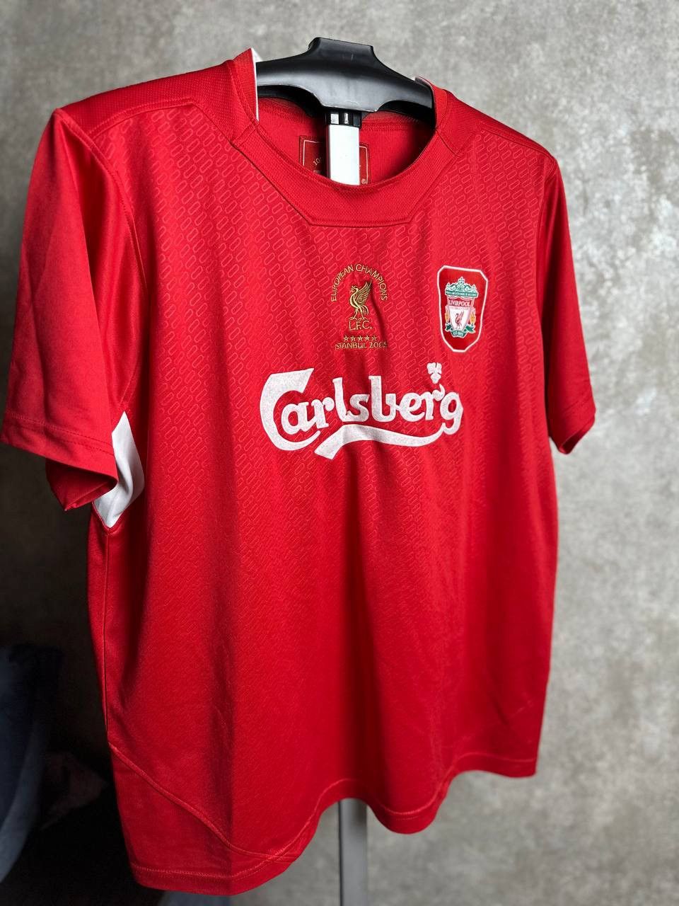 Vintage Liverpool FC 2005 Retro Champions League Soccer Jersey Size US M / EU 48-50 / 2 - 3 Thumbnail