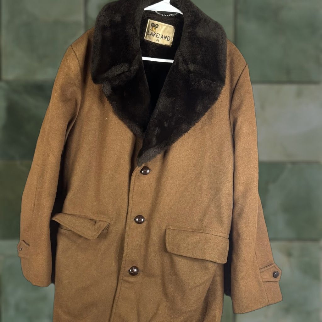 Vintage VINTAGE Lakeland Coat Mens 42 Brown Wool Fur Collar Overcoat Lined Winter Dress Coat Size US XS / EU 42 / 0 - 1 Thumbnail