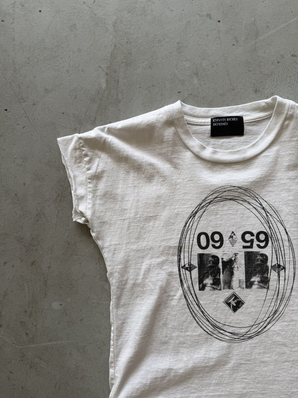 Enfants Riches Deprimes ERD Neoism Russian Shrunken White Baby Tee Size US M / EU 48-50 / 2 - 2 Thumbnail