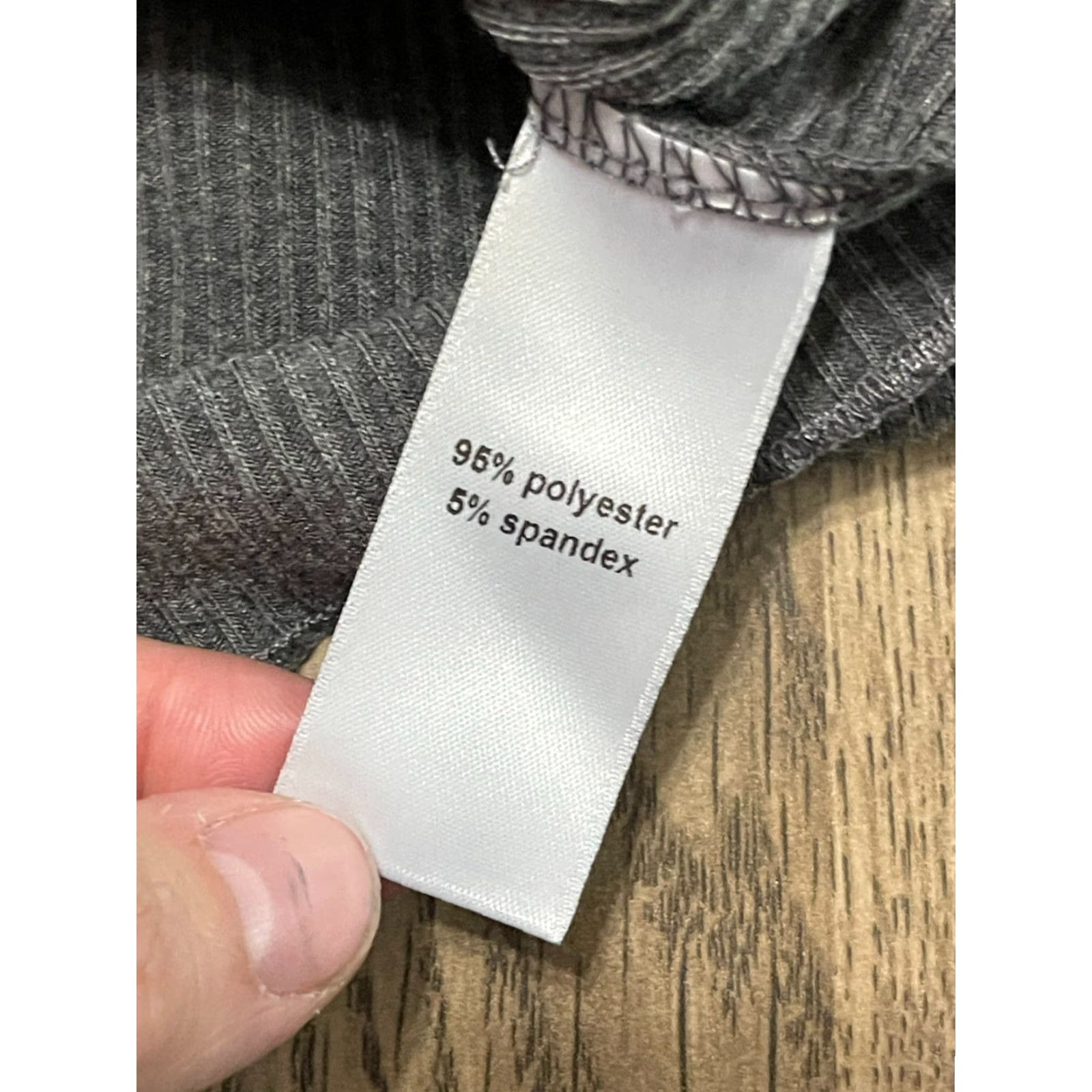 Vintage Maurices Shirt Women's Medium Gray Long Sleeve Ruffled Mock Neck T-Shirt Casual Modern Vintage No Size M / US 6-8 / IT 42-44 - 6 Thumbnail