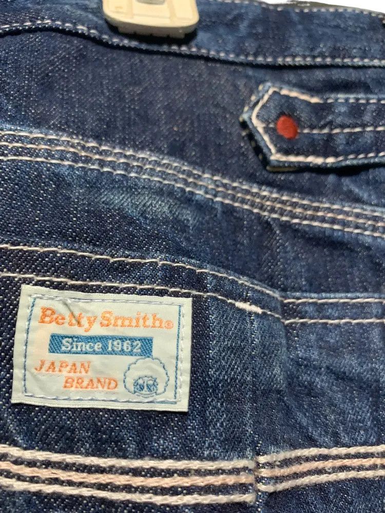 Japanese Brand Betty smith japan carpenter buckle back denim skirt Size 30" / US 8 / IT 44 - 8 Thumbnail
