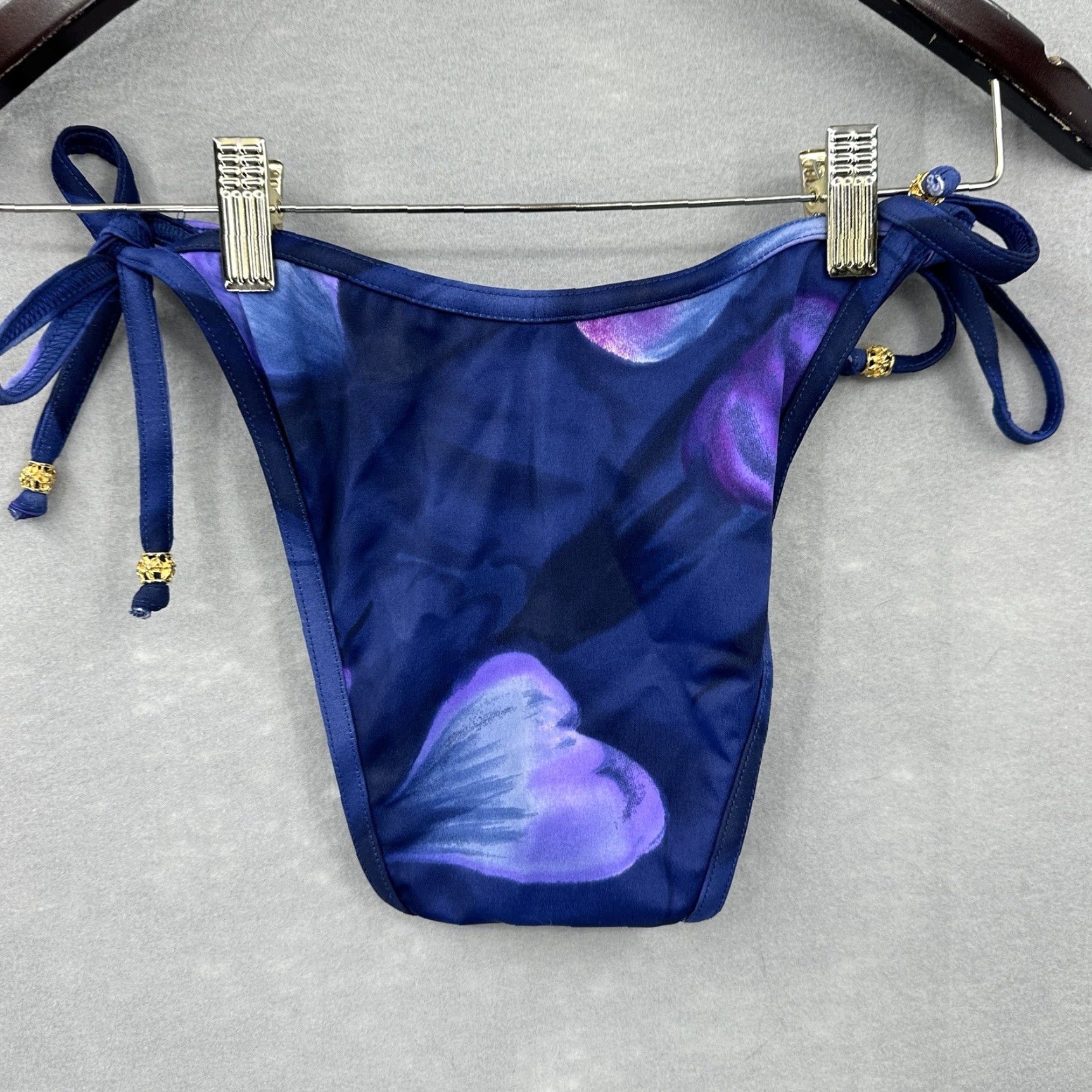 Vintage Tara Grinna Bikini Bottom Womens 8 Blue Floral Adjustable Tie Side USA Beachwear Swimsuit Bikini Womens 8 Blue Floral Adjustable Tie Side USA Size 30" / US 8 / IT 44 - 7 Thumbnail