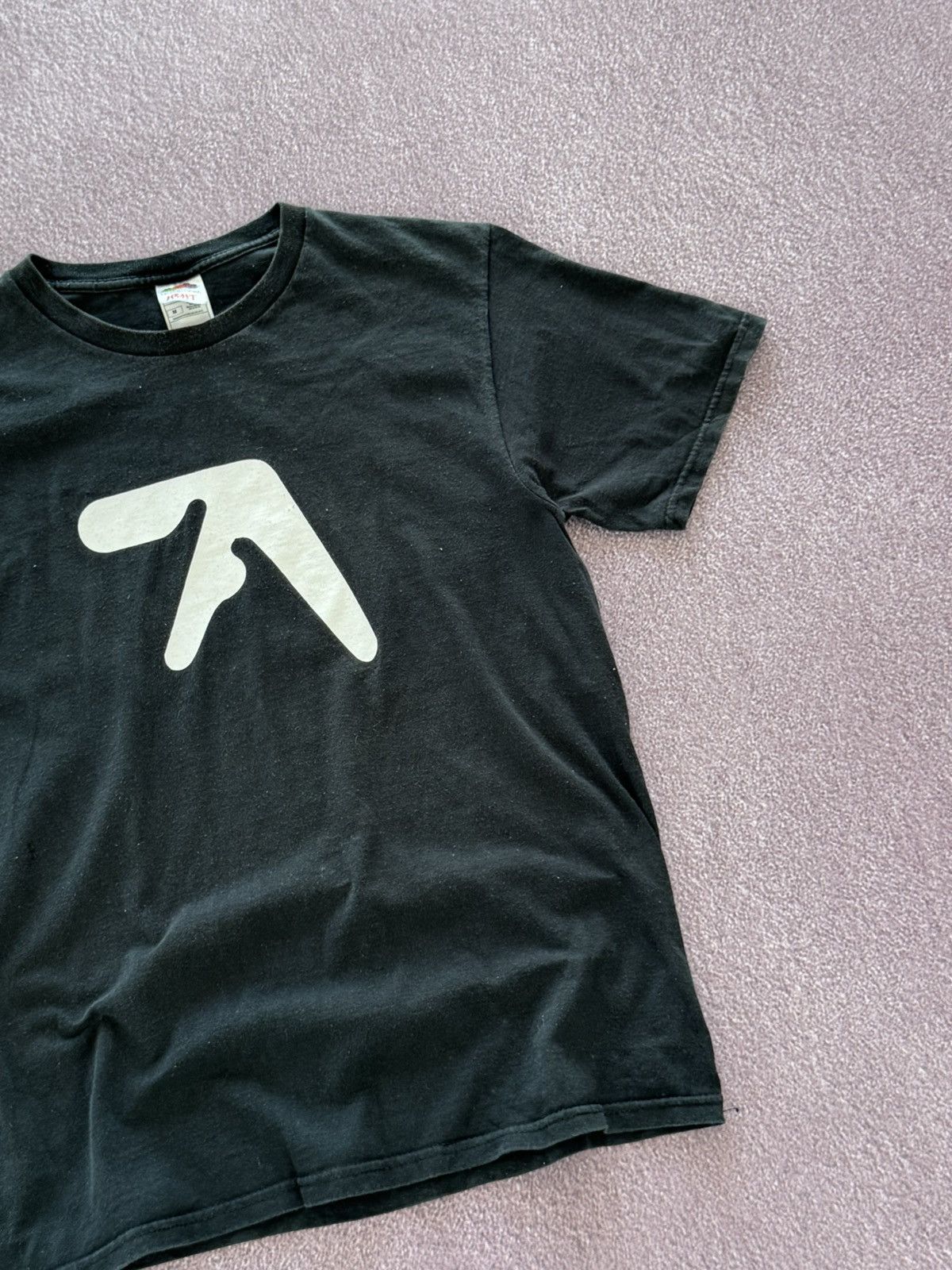 Band Tees Vintage Aphex Twin 2000s Faded Big Logo T-Shirt Size US M / EU 48-50 / 2 - 5 Thumbnail