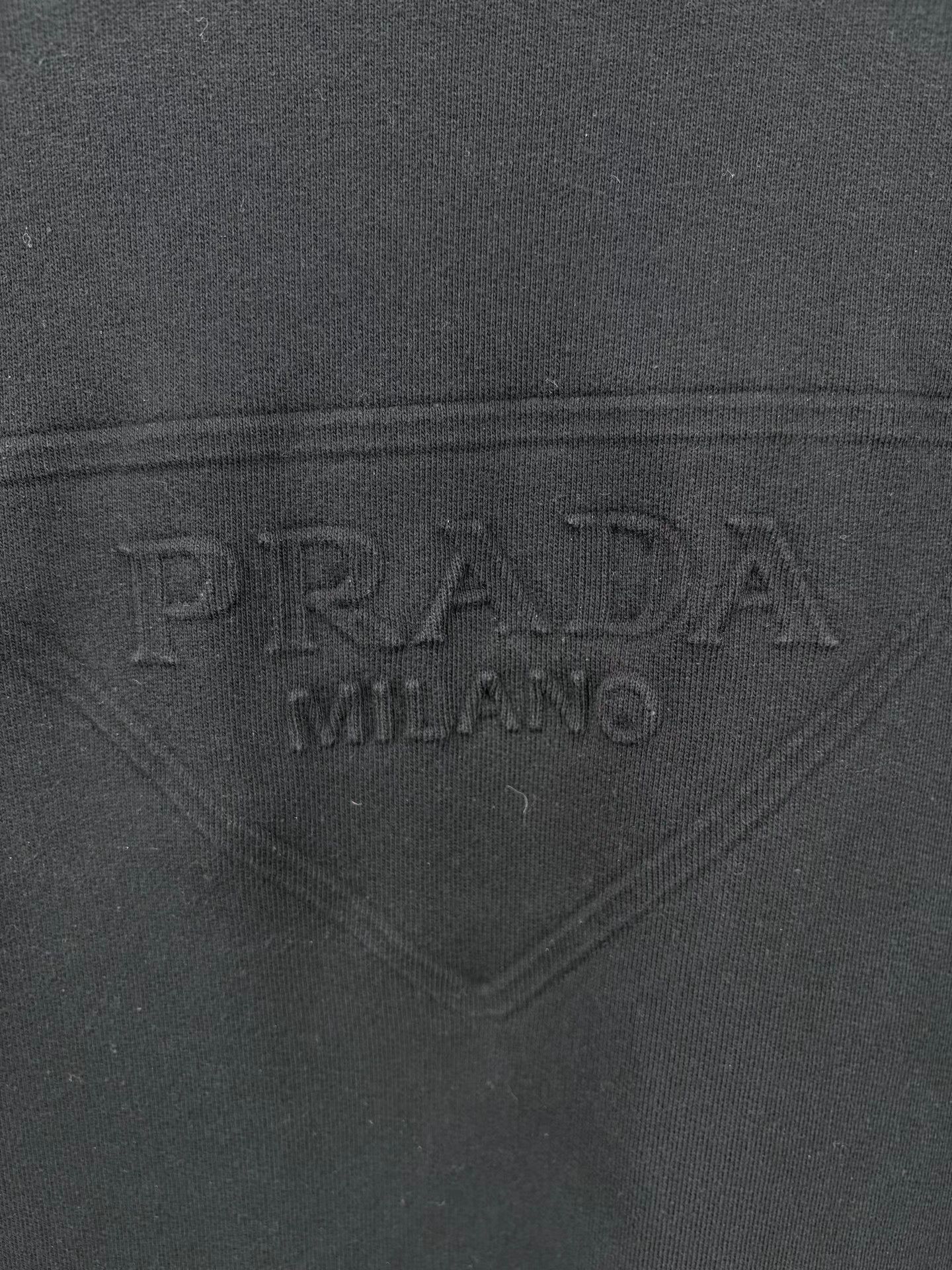 Prada PRADA Embossed Logo Short Sleeve Tee Size US L / EU 52-54 / 3 - 3 Thumbnail