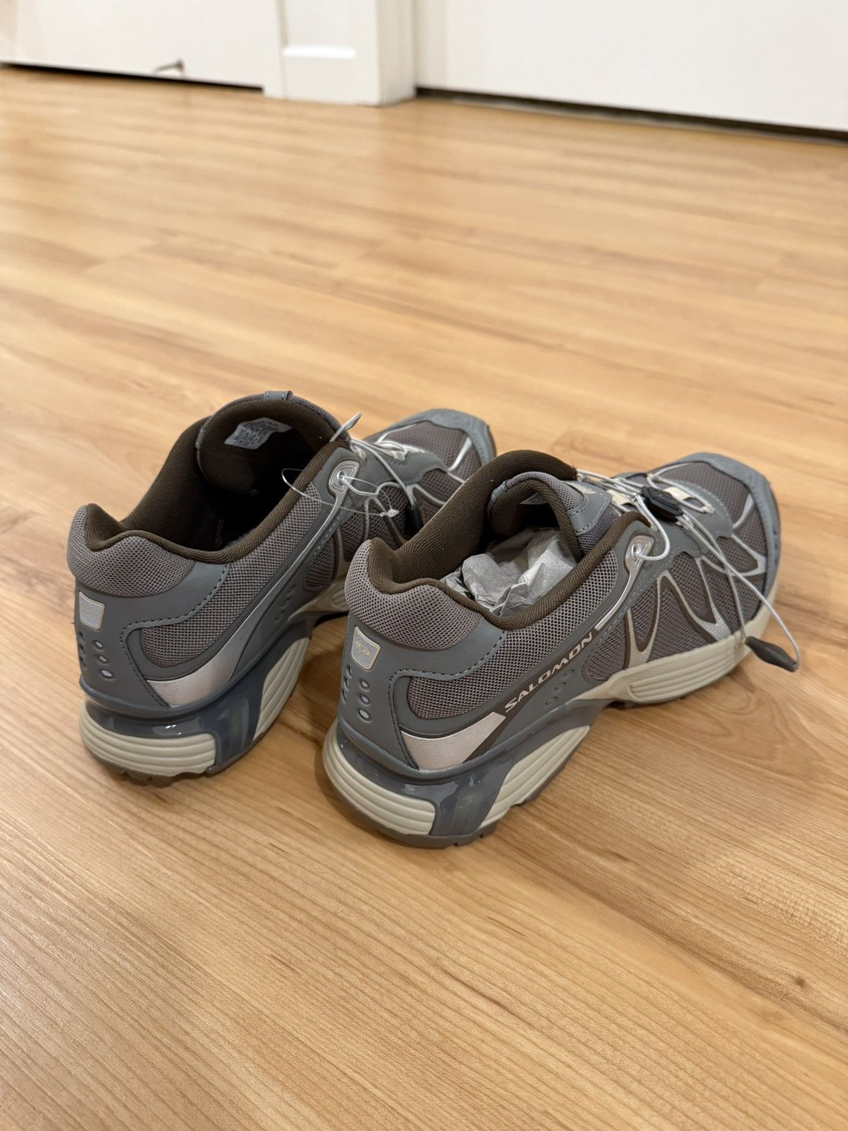 Salomon Salomon XT-Whisper Size US 9 / EU 42 - 3 Thumbnail