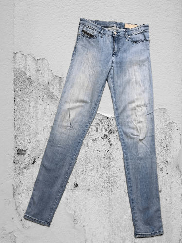 Diesel Diesel Jeans Size 28" / US 6 / IT 42 - 1 Thumbnail