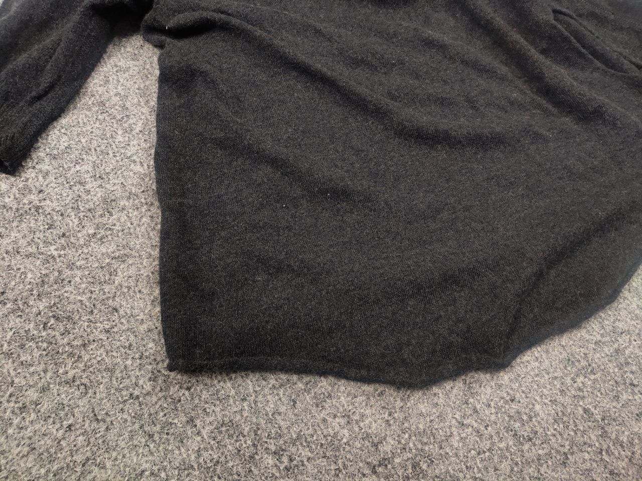 hannes roether Hannes Roether Gray knitted top short sleeves wide neckline Size S / US 4 / IT 40 - 8 Thumbnail