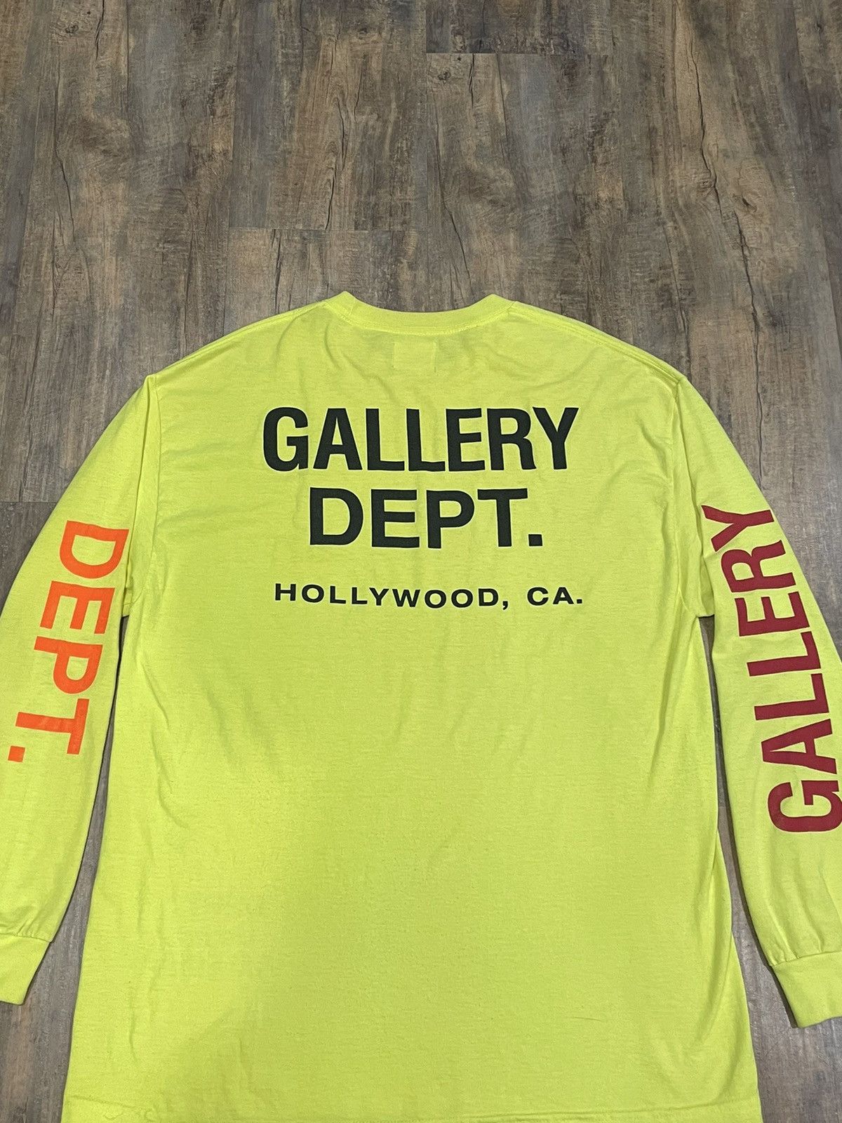 Gallery Dept. RARE Gallery Dept Construction L/S Tee Neon Souvenir Logo Size US L / EU 52-54 / 3 - 3 Thumbnail