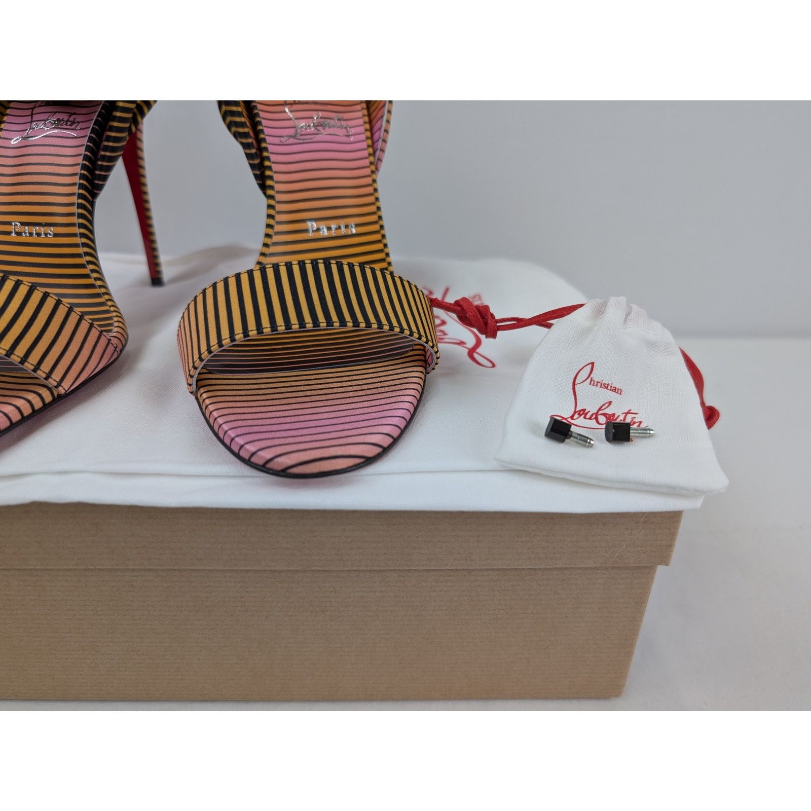 Christian Louboutin o1rshd1 Sandale Du Désert 100mm Heeled Sandal in Multicolor Size US 10 / IT 40 - 17 Thumbnail