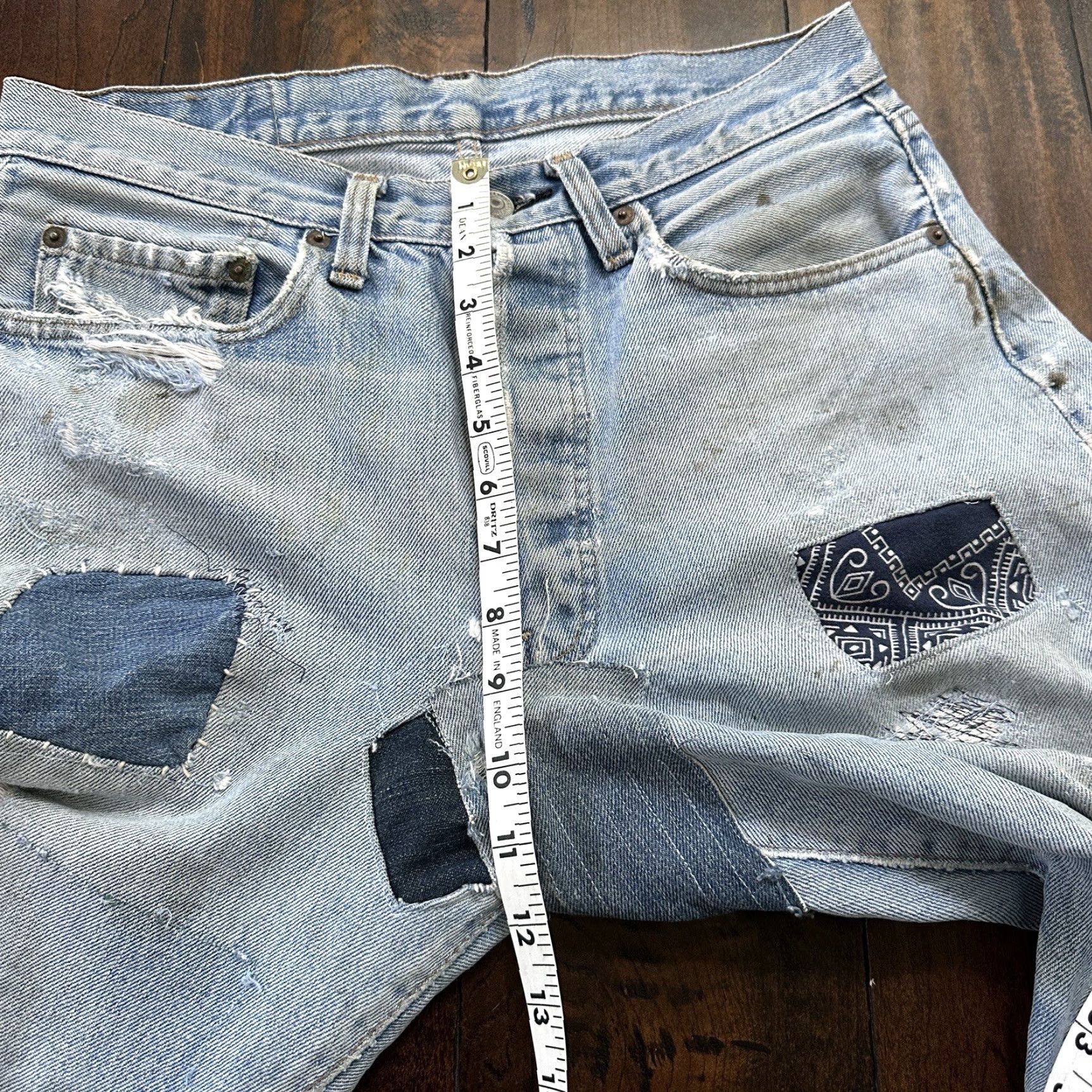 Levi's VINTAGE Levi's Jeans 501 Men's Regular Fit Straight 80s USA Light Wash Denim 28 Inseam Size US 30 / EU 46 - 6 Thumbnail