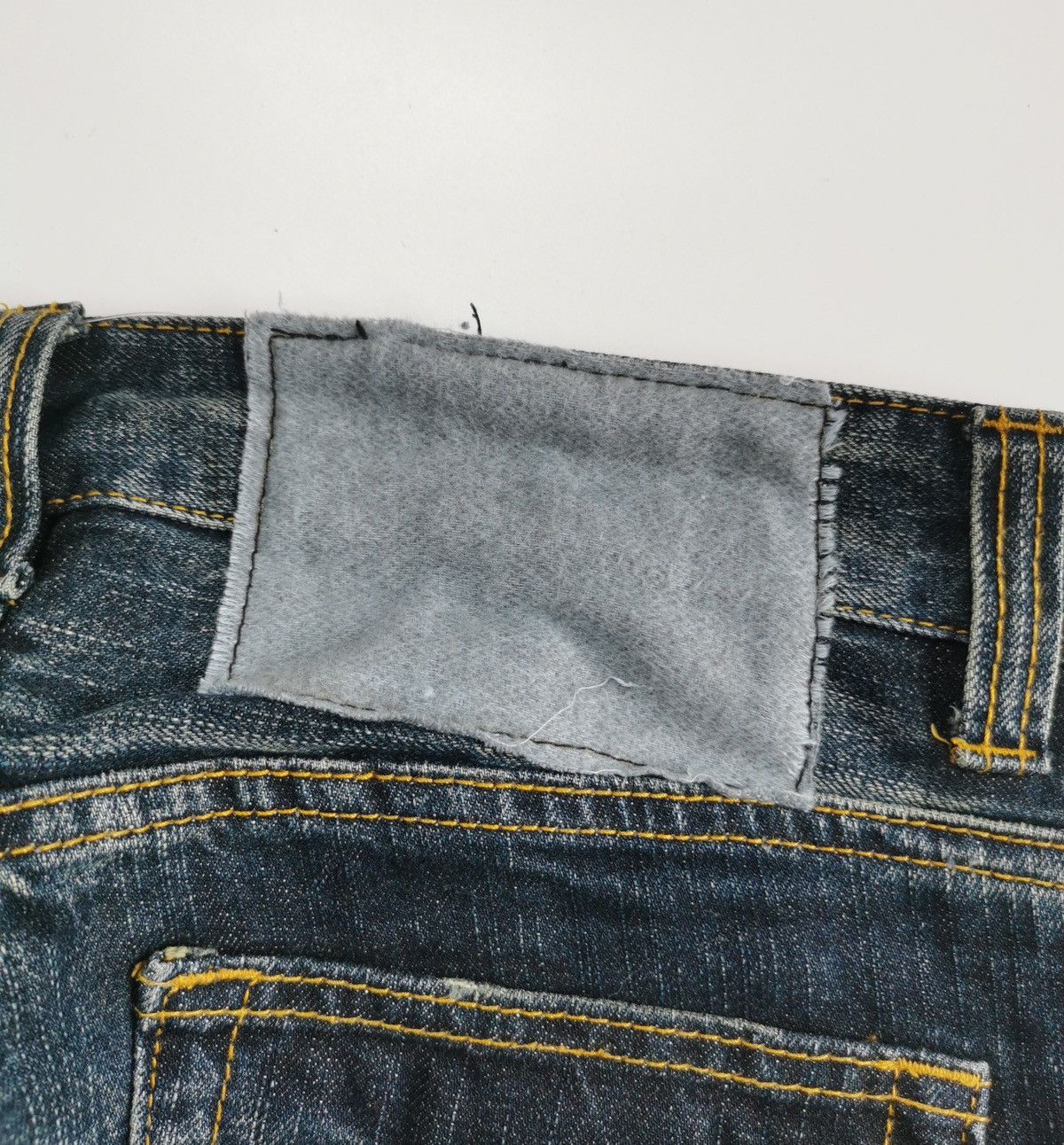 Japanese Brand Theoria Whiskers Distressed Jeans Size US 32 / EU 48 - 8 Thumbnail