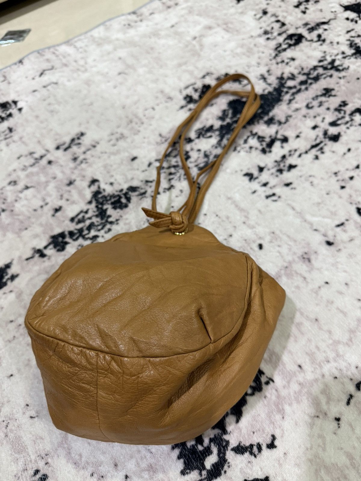 Loewe Authentic Loewe Anagram Leather Shoulder Dawstring Bag Size ONE SIZE - 2 Thumbnail