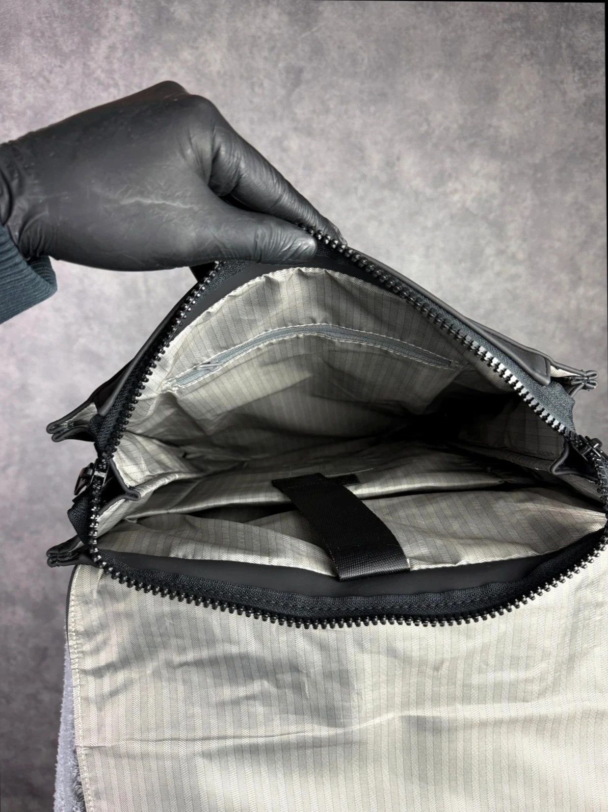 Formula 1 Vinga V Baltimore F1 Broadcast Backpack Black Matte Size ONE SIZE - 9 Thumbnail