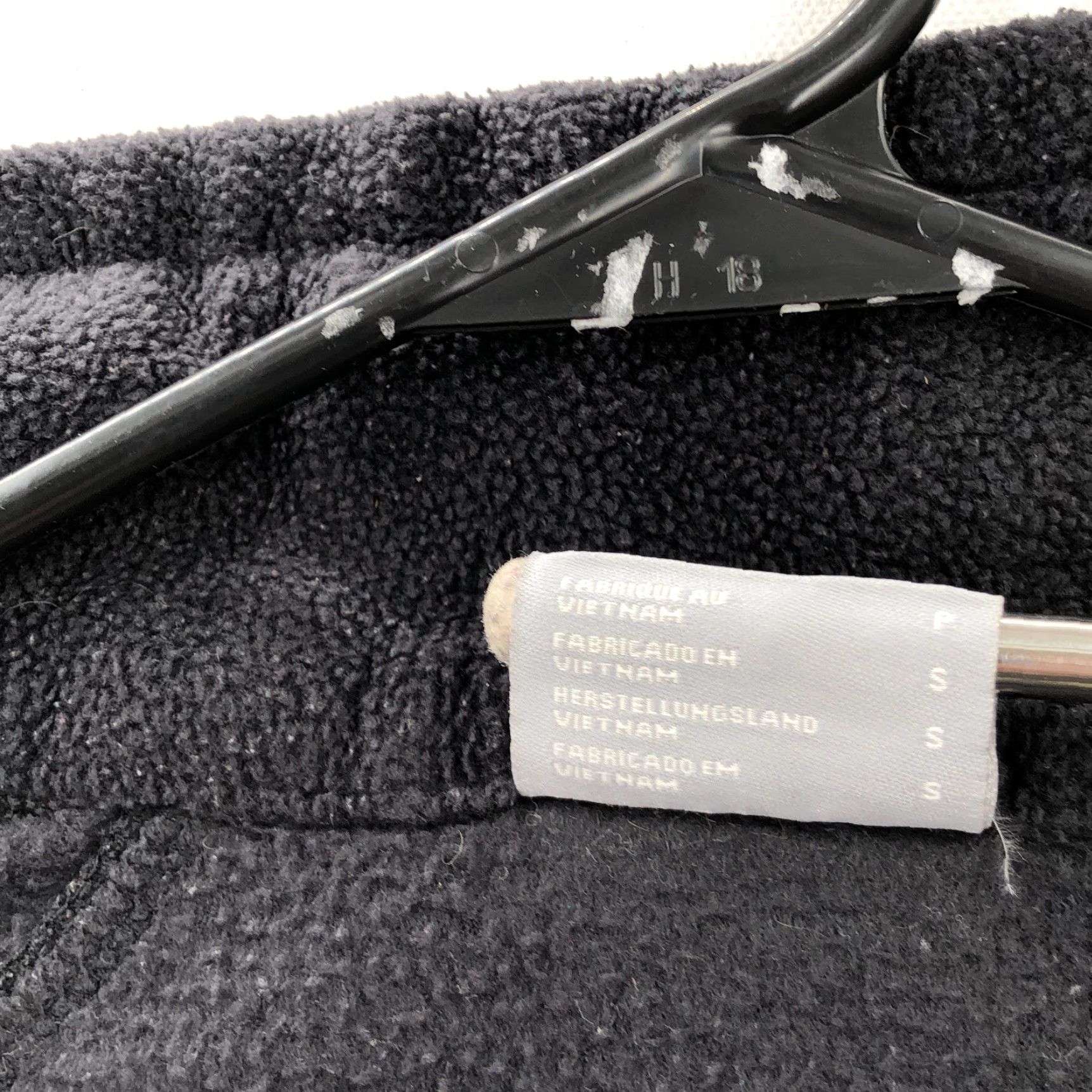 Vintage VINTAGE Columbia Womens Black Fleece Long Sleeve Pockets Full Zip Jacket Size Small Size S / US 4 / IT 40 - 7 Thumbnail
